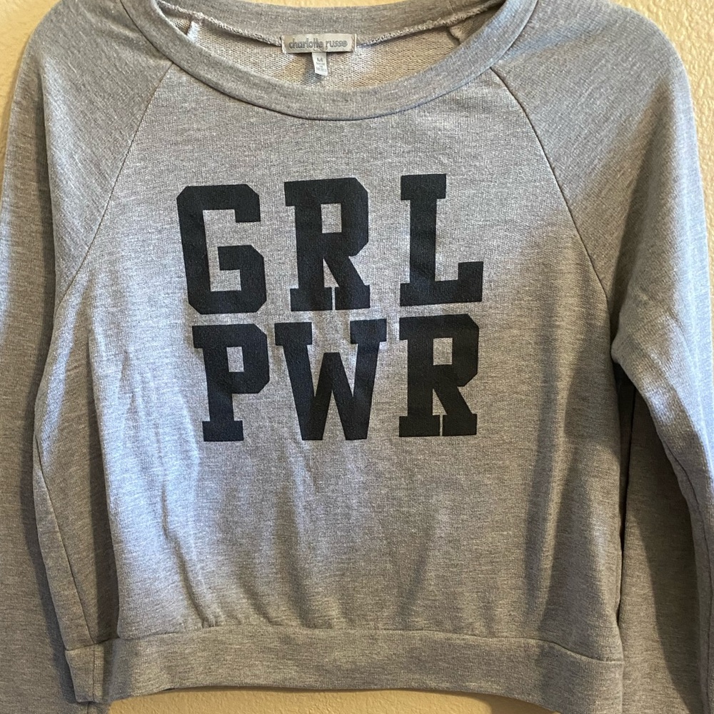 Crop top sweater